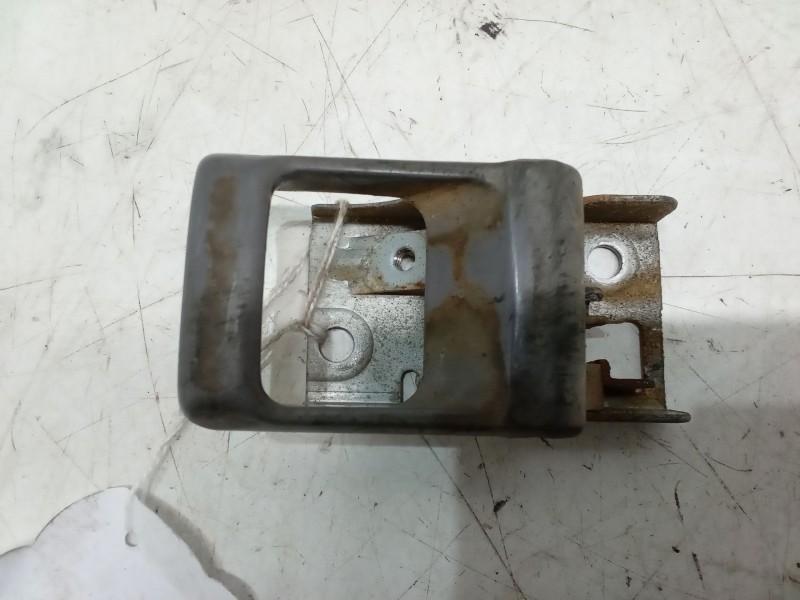 Recambio de maneta interior puerta delantera izquierda para nissan cabstar e (tl_, vl_) 105.35, 110.35, 110.45 (tl0) referencia 