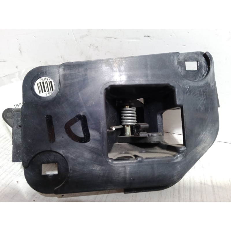 Recambio de maneta interior puerta delantera izquierda para fiat punto (188_) 1.9 jtd 80 (188.237, .257, .337, .357) referencia 