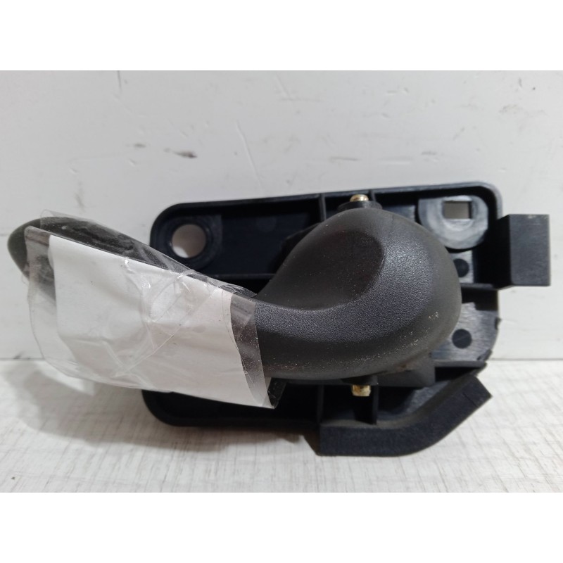 Recambio de maneta interior puerta delantera derecha para fiat punto (188_) 1.9 jtd 80 (188.237, .257, .337, .357) referencia OE