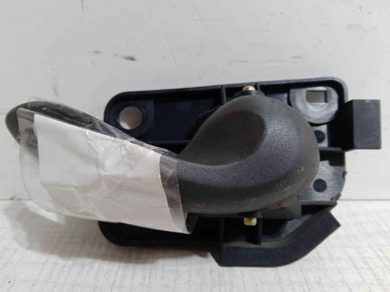 Recambio de maneta interior puerta delantera derecha para fiat punto (188_) 1.9 jtd 80 (188.237, .257, .337, .357) referencia OE