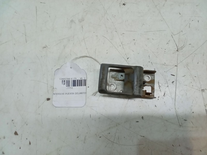 Recambio de maneta interior puerta delantera izquierda para nissan cabstar e (tl_, vl_) 105.35, 110.35, 110.45 (tl0) referencia 