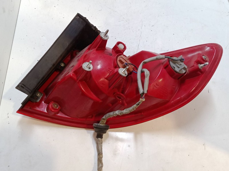 Recambio de piloto trasero izquierdo para hyundai santa fé ii (cm) 2.2 crdi referencia OEM IAM   