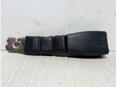 Recambio de anclaje cinturon delantero derecho para hyundai getz (tb) 1.3 referencia OEM IAM