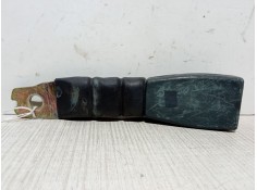 Recambio de anclaje cinturon delantero derecho para hyundai getz (tb) 1.3 referencia OEM IAM    2