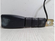 Recambio de anclaje cinturon delantero izquierdo para hyundai getz (tb) 1.3 referencia OEM IAM