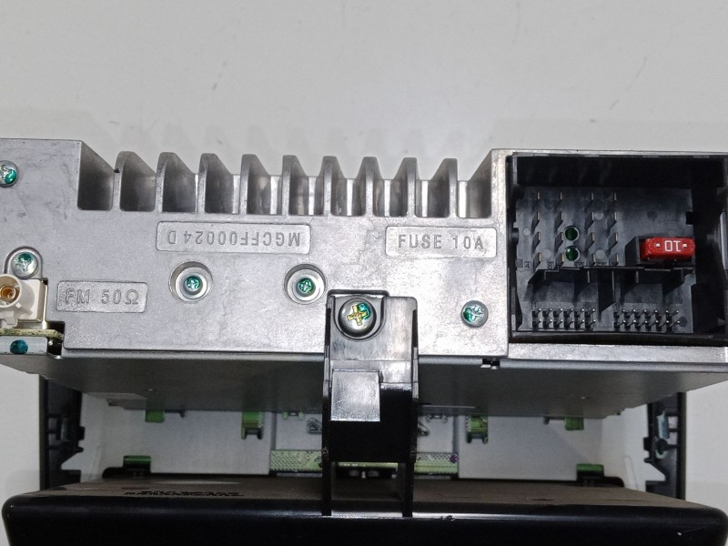 Recambio de radio cd para volkswagen polo v (6r1, 6c1) 1.2 tsi referencia OEM IAM 5M0035156D  