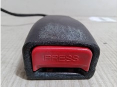 Recambio de anclaje cinturon delantero izquierdo para hyundai getz (tb) 1.3 referencia OEM IAM    2