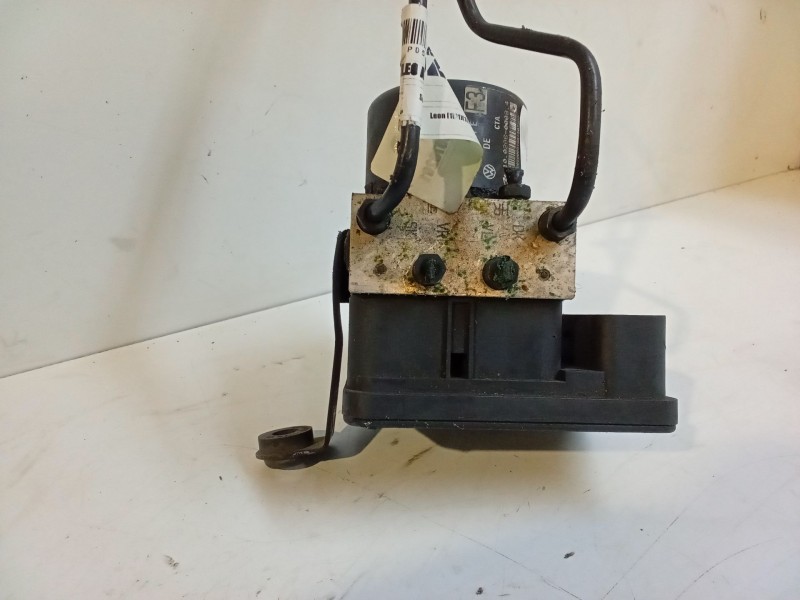 Recambio de abs para seat leon (1m1) 1.9 tdi referencia OEM IAM 1J0614517E  