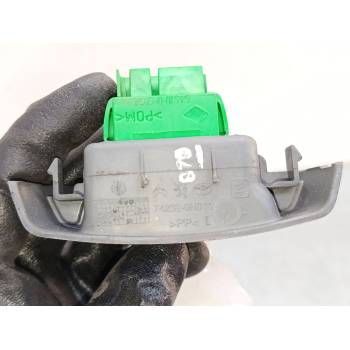 MANDO ELEVALUNAS DELANTERO IZQUIERDO 742320H010 