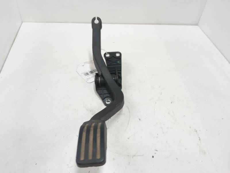 PEDAL ACELERADOR 
