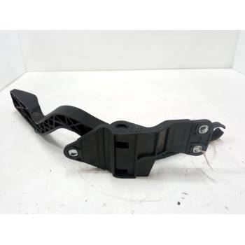 PEDAL ACELERADOR 