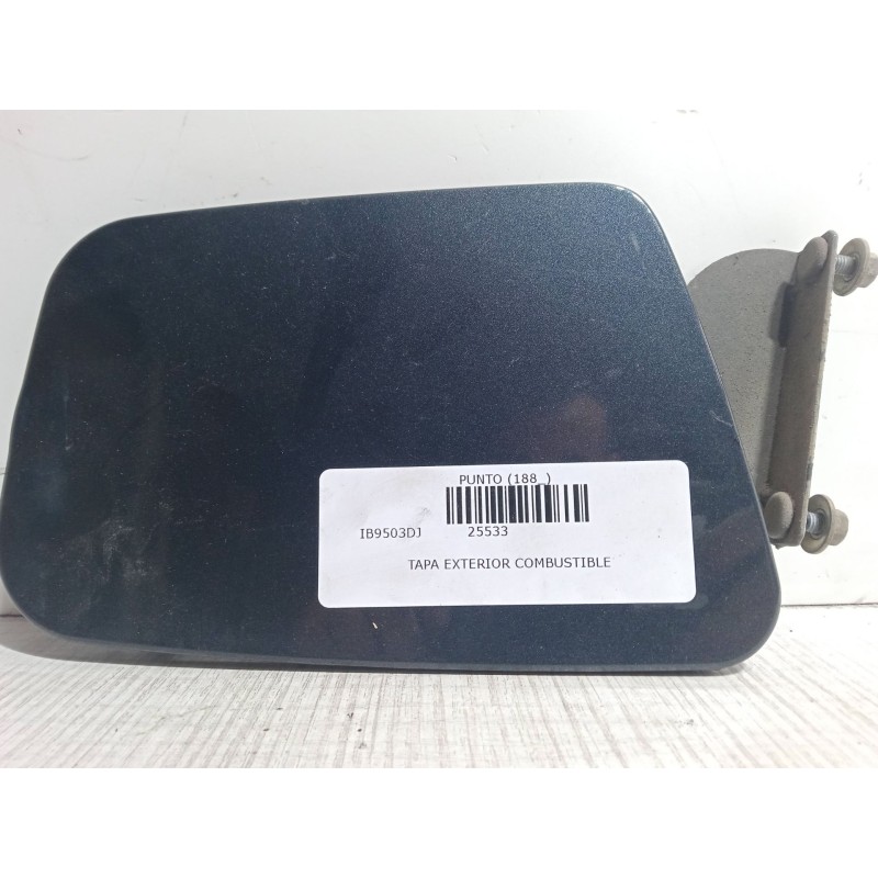 Recambio de tapa exterior combustible para fiat punto (188_) 1.9 jtd 80 (188.237, .257, .337, .357) referencia OEM IAM   