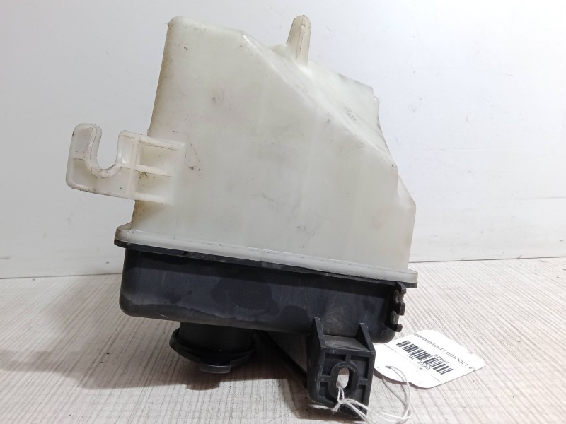 Recambio de botella liquido limpiaparabrisas para hyundai getz (tb) 1.3 referencia OEM IAM   