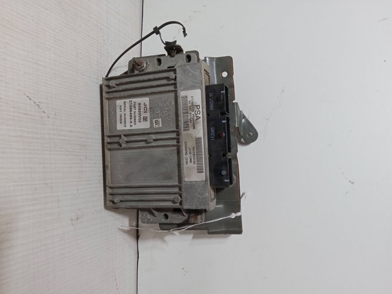 Recambio de centralita motor uce para citroën xsara picasso (n68) 1.8 16v referencia OEM IAM 9659785980 84820V02 215854999A