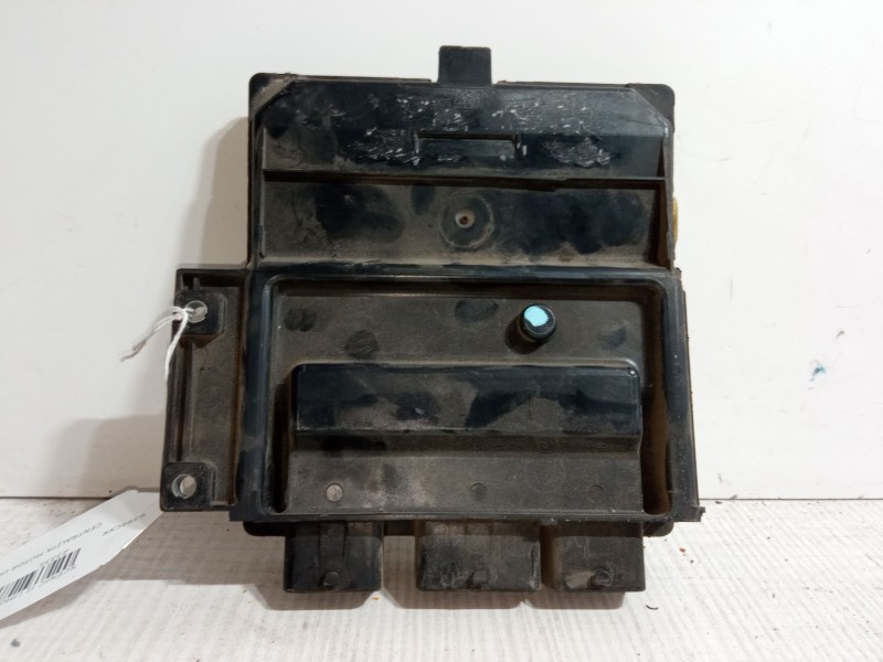 Recambio de centralita motor uce para renault scénic ii (jm0/1_) 1.5 dci (jm02, jm13) referencia OEM IAM 8200334419R0410B024B  8