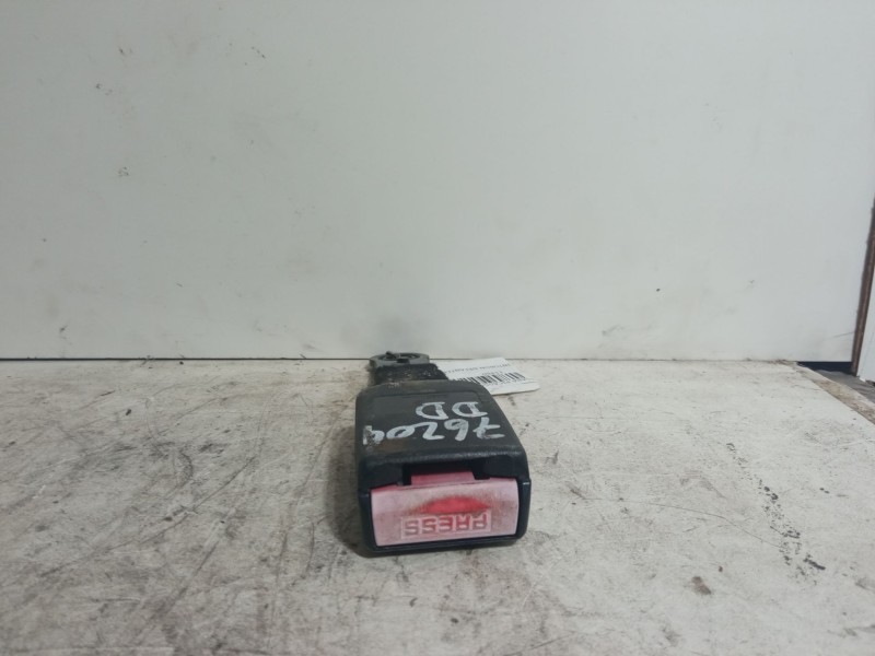 Recambio de anclaje cinturon delantero derecho para citroën xsara picasso (n68) 1.6 hdi referencia OEM IAM   
