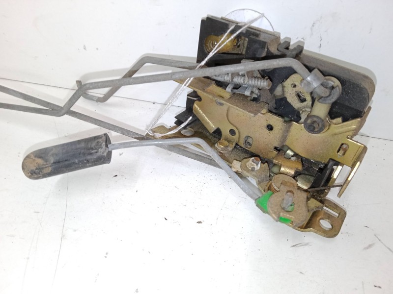 Recambio de cerradura puerta delantera derecha para renault trucks mascott caja/chasis 110 referencia OEM IAM   