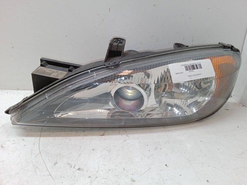 Recambio de faro izquierdo para nissan primera hatchback (p11) 1.6 16v referencia OEM IAM   