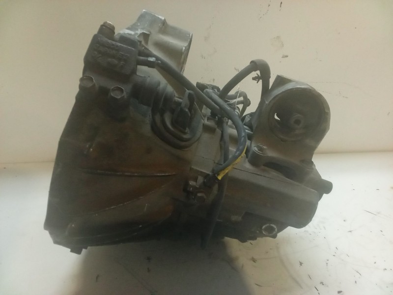 Recambio de caja de cambios manual 5 velocidades para nissan almera ii hatchback (n16) 2.2 di referencia OEM IAM 0628BYD  