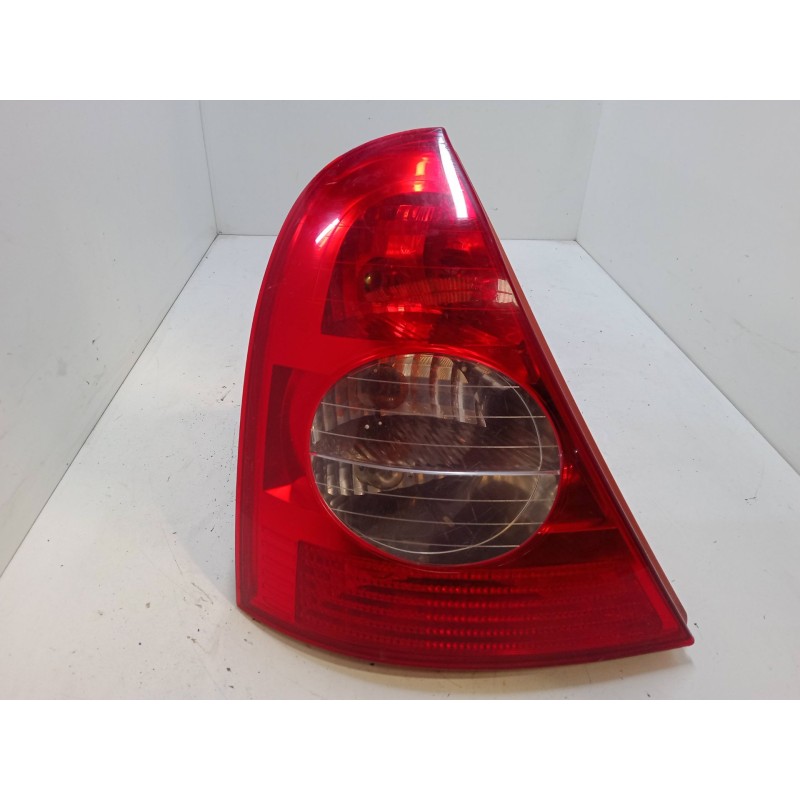 Recambio de piloto trasero izquierdo para renault clio ii (bb_, cb_) 1.2 (bb0a, bb0f, bb10, bb1k, bb28, bb2d, bb2h, cb0a,... ref