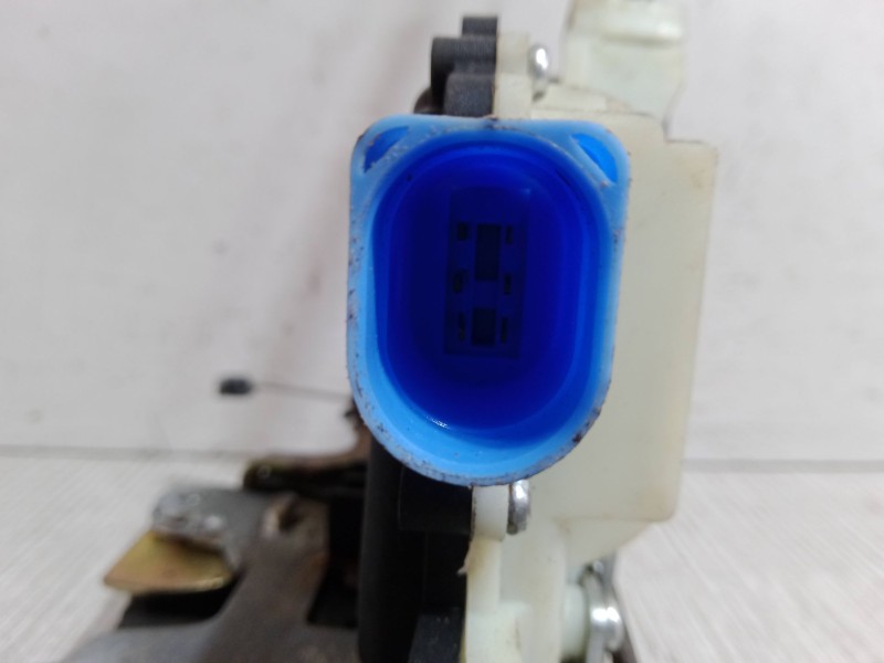 Recambio de cerradura puerta trasera derecha para skoda fabia i (6y2) 1.4 referencia OEM IAM   