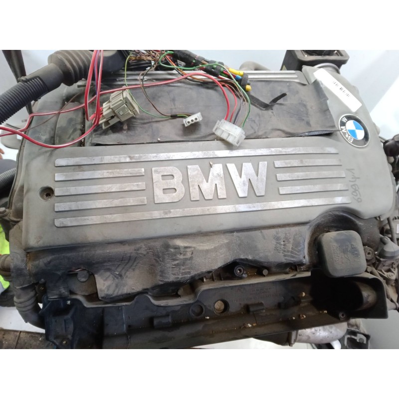 Recambio de despiece motor para bmw 5 (e39) 525 d referencia OEM IAM 318.437KM  