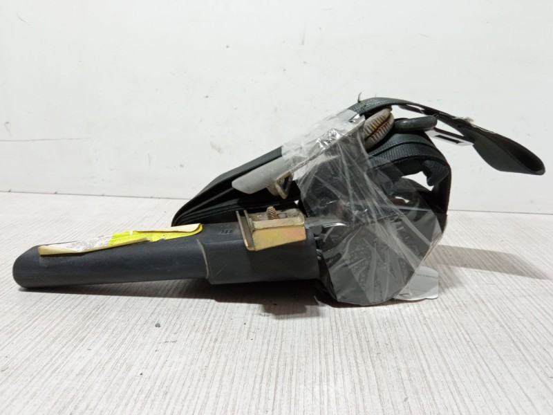 Recambio de cinturon con pretensor delantero derecho para fiat punto (176_) 55 1.1 referencia OEM IAM   