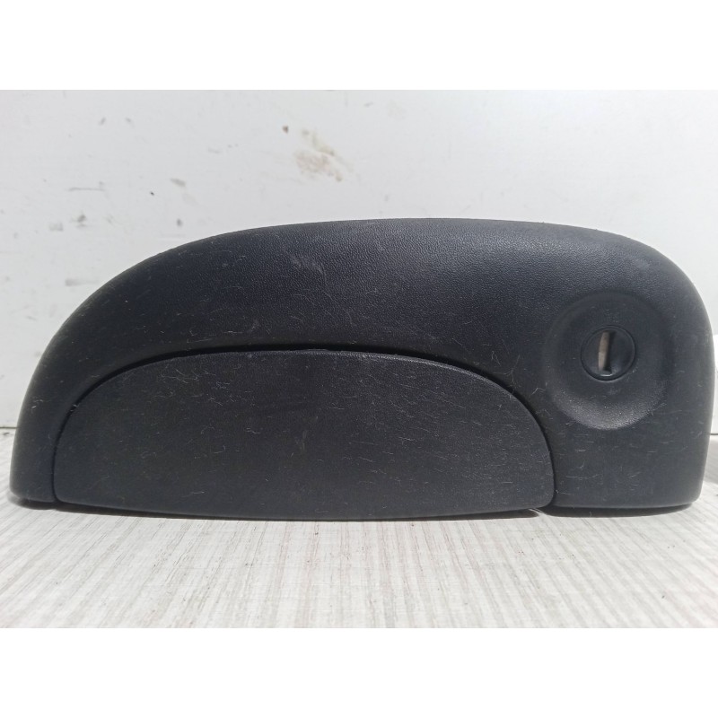 Recambio de maneta exterior puerta delantera izquierda para renault kangoo (kc0/1_) 1.5 dci referencia OEM IAM 7700354478G.2062A
