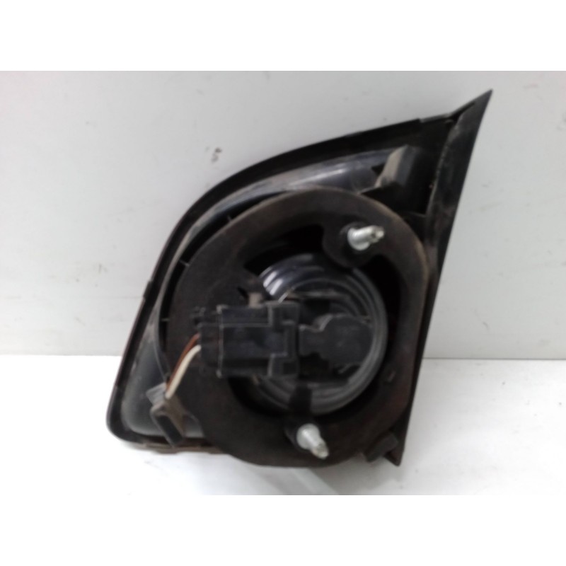 Recambio de piloto trasero porton izquierdo para volkswagen golf plus v (5m1, 521) 1.9 tdi referencia OEM IAM   