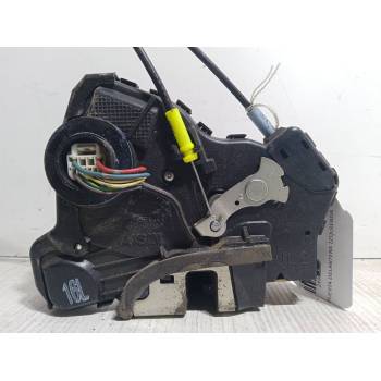 CERRADURA PUERTA DELANTERA IZQUIERDA 