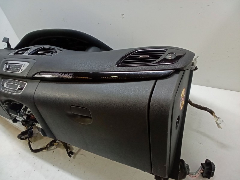 Recambio de salpicadero para renault scénic iii (jz0/1_) 1.5 dci referencia OEM IAM   