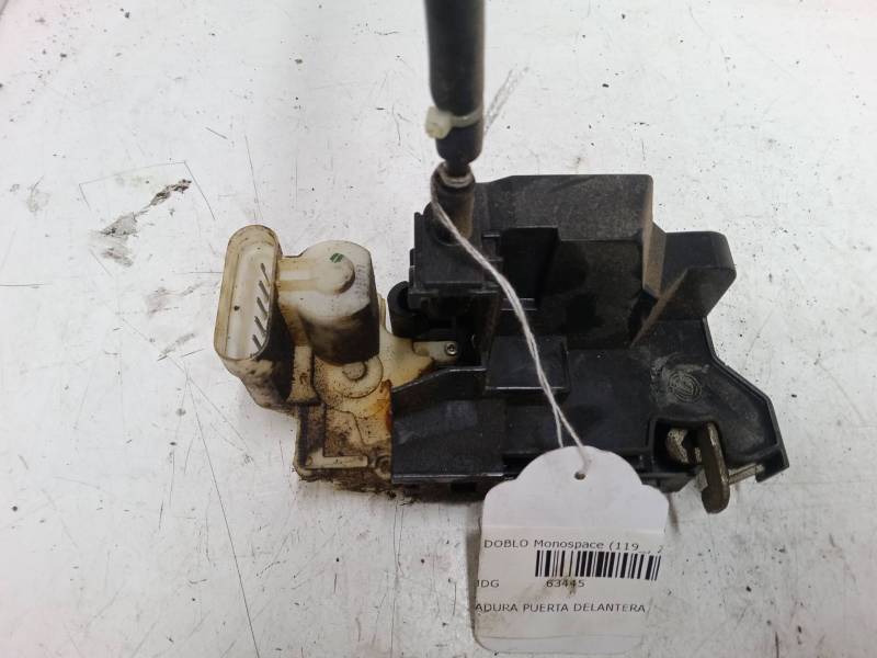 CERRADURA PUERTA DELANTERA IZQUIERDA 