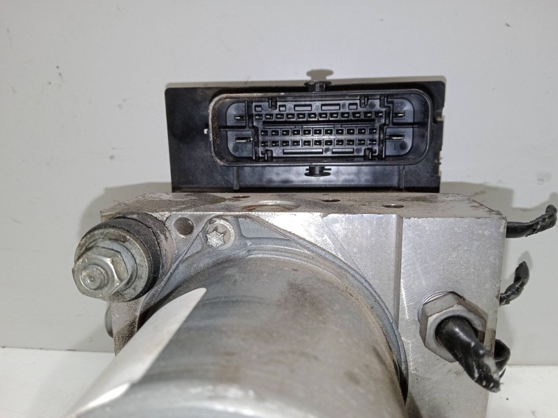 Recambio de abs para peugeot 407 (6d_) 2.0 hdi (6drhrh) referencia OEM IAM 9662005180  0265230743  0265951299