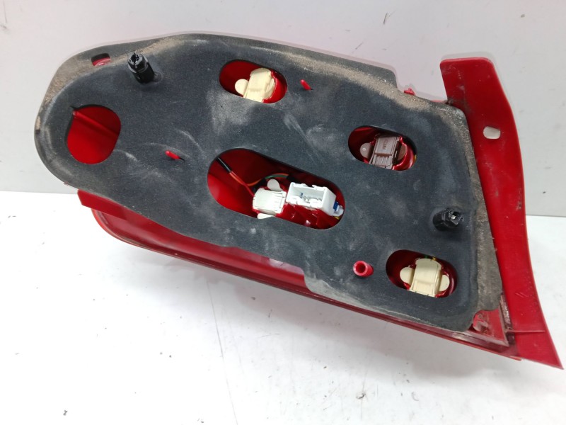 Recambio de piloto trasero derecho para peugeot 407 (6d_) 2.0 hdi (6drhrh) referencia OEM IAM   