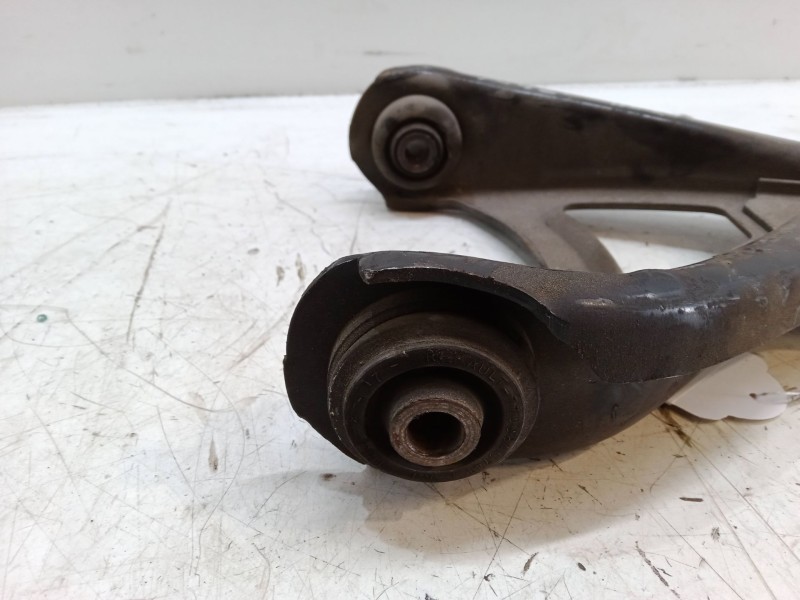 Recambio de brazo suspension inferior delantero derecho para renault megane i classic (la0/1_) 1.6 e (la0f, la0s) referencia OEM