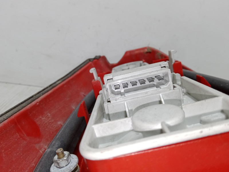 Recambio de piloto trasero derecho para audi a4 b5 avant (8d5) 1.9 tdi referencia OEM IAM 8D9945096  