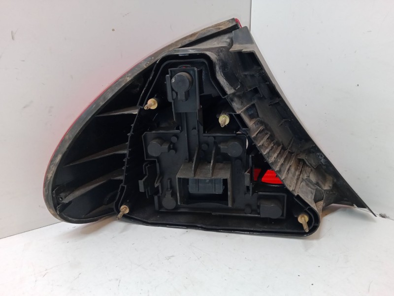 Recambio de piloto trasero derecho para ford mondeo ii (bap) 2.5 24v referencia OEM IAM   