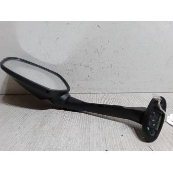 RETROVISOR IZQUIERDO 