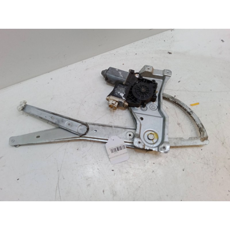 Recambio de elevalunas electrico delantero derecho para opel astra f sedán (t92) 1.6 i 16v (f19, m19) referencia OEM IAM   