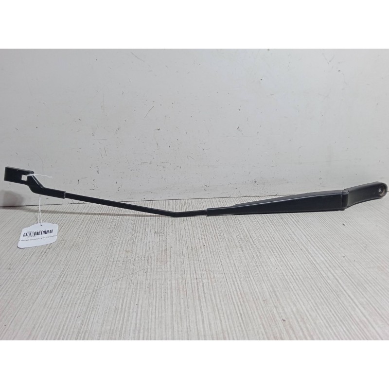 Recambio de brazo limpia delantero derecho para volkswagen golf vi (5k1) 1.6 tdi referencia OEM IAM   