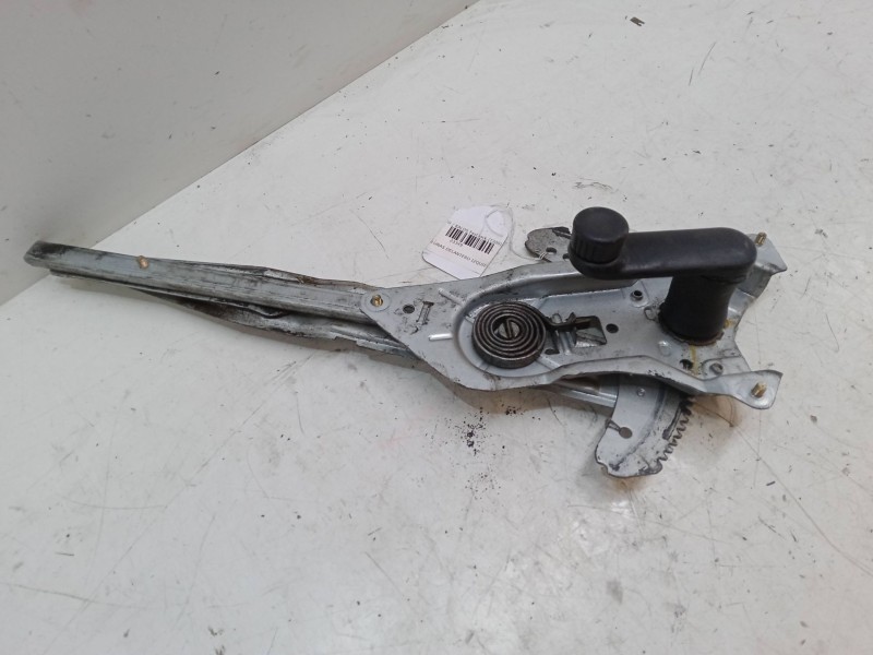 Recambio de elevalunas delantero izquierdo para chevrolet aveo / kalos hatchback (t200) 1.4 referencia OEM IAM   