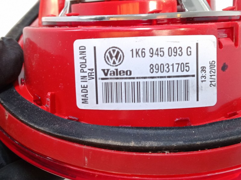 Recambio de piloto trasero porton izquierdo para volkswagen golf v (1k1) 1.4 16v referencia OEM IAM 1K6945093G  