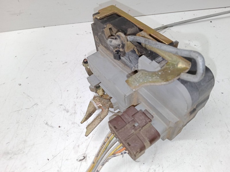 Recambio de cerradura puerta delantera derecha para citroën xsara (n1) 2.0 hdi 90 referencia OEM IAM   