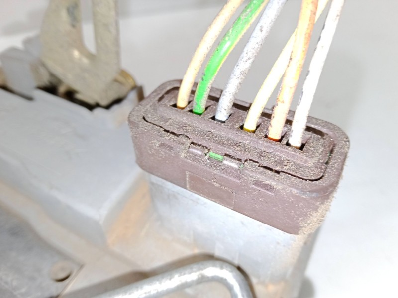 Recambio de cerradura puerta delantera izquierda para citroën xsara (n1) 2.0 hdi 90 referencia OEM IAM   