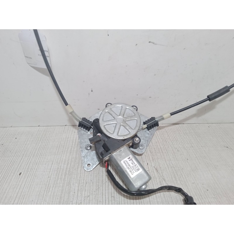 Recambio de elevalunas electrico delantero derecho para renault megane i (ba0/1_) 1.9 dci (ba05, ba1f) referencia OEM IAM 10R041