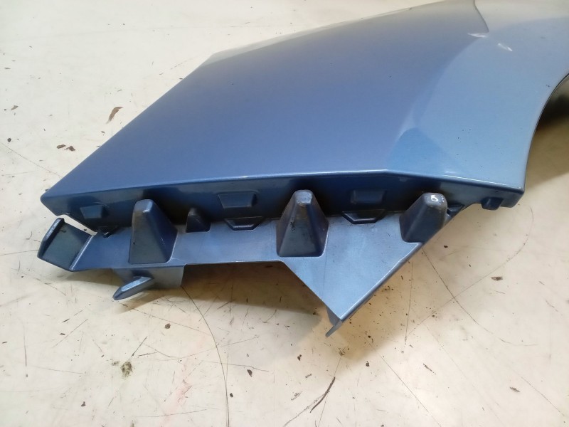 Recambio de aleta delantera izquierda para renault scénic iii (jz0/1_) 1.5 dci referencia OEM IAM   