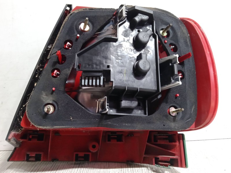 Recambio de piloto trasero izquierdo para audi a4 b5 avant (8d5) 1.9 tdi referencia OEM IAM   