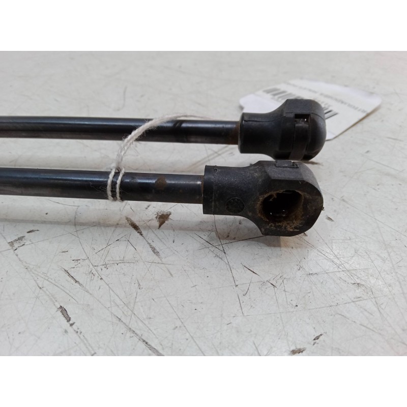 Recambio de amortiguadores malet/porton para peugeot partner tepee 1.6 bluehdi 100 referencia OEM IAM   