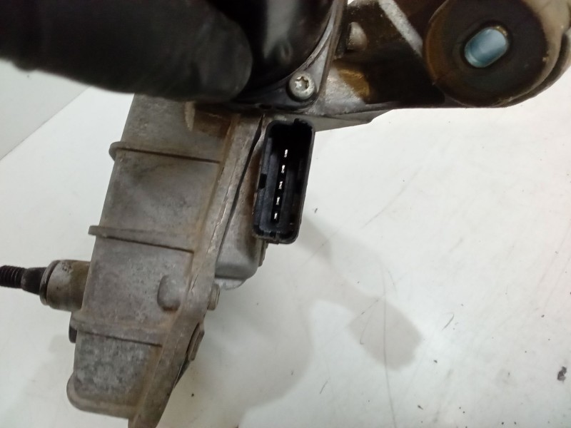 Recambio de motor limpiaparabrisas delantero derecho para renault scénic iii (jz0/1_) 1.5 dci referencia OEM IAM   