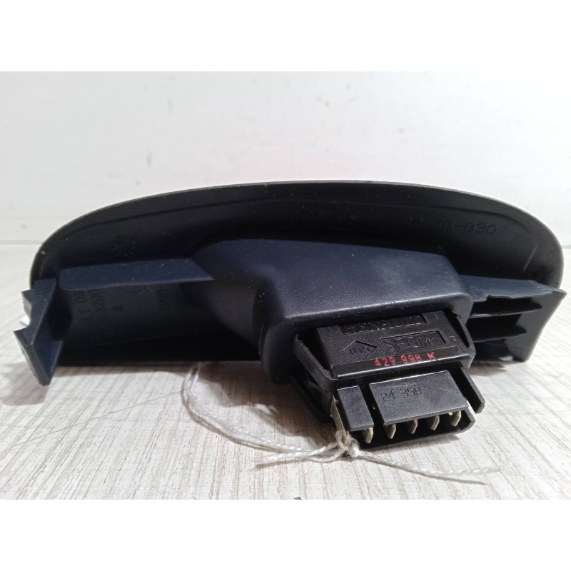 Recambio de mando elevalunas delantero derecho para renault megane i (ba0/1_) 1.9 dci (ba05, ba1f) referencia OEM IAM 7700429071